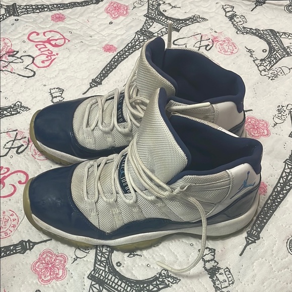 Jordan 11 “win like 82” Athletic Shoes - Navy and White - Picture 1 of 5